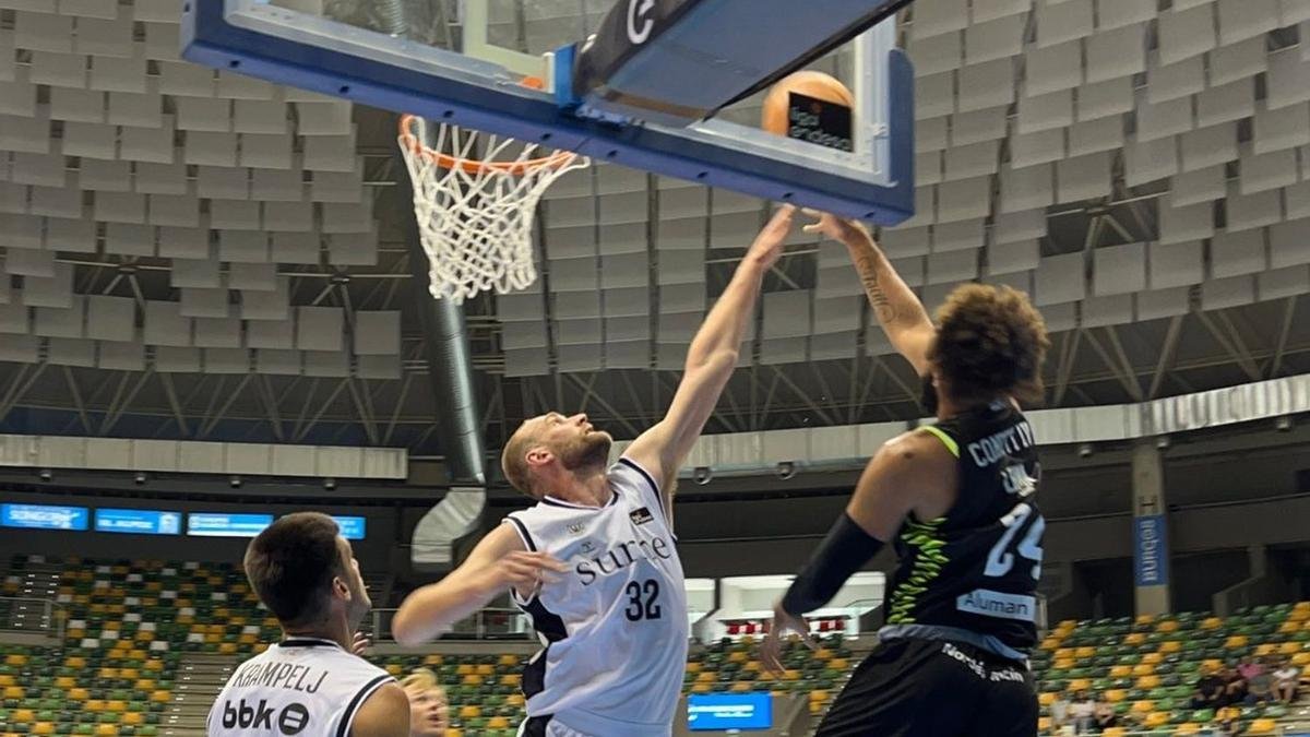 Bilbao despierta a tiempo para llevarse el torneo Coliseum (90-96)