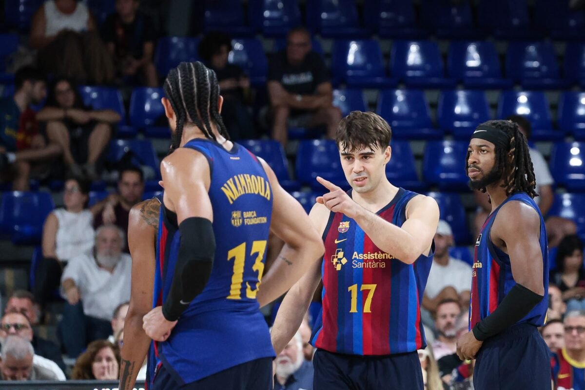 Galería – El Barça arranca con exhibición ante Leyma Coruña