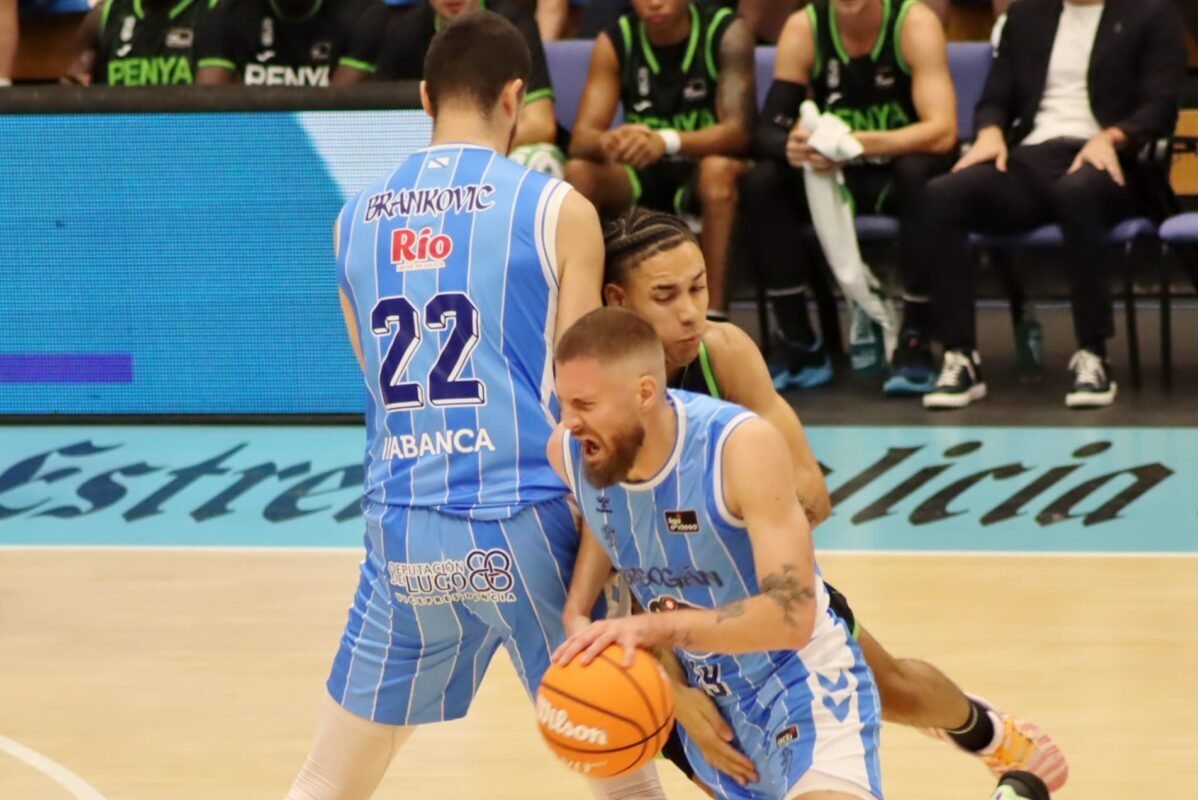 Galería – El Pazo disfruta de la victoria de Río Breogán ante la Penya