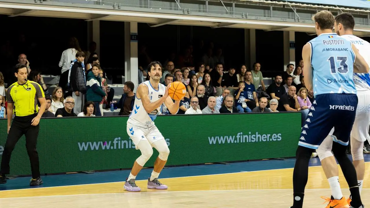 Andorra estrena su casillero remontando ante Breogán (108-102)