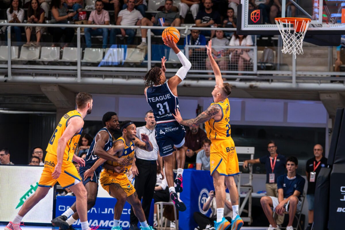 Golpe de autoridad en el Ferrándiz: El HLA Alicante tumba al favorito Cajasiete Gran Canaria (84-74)