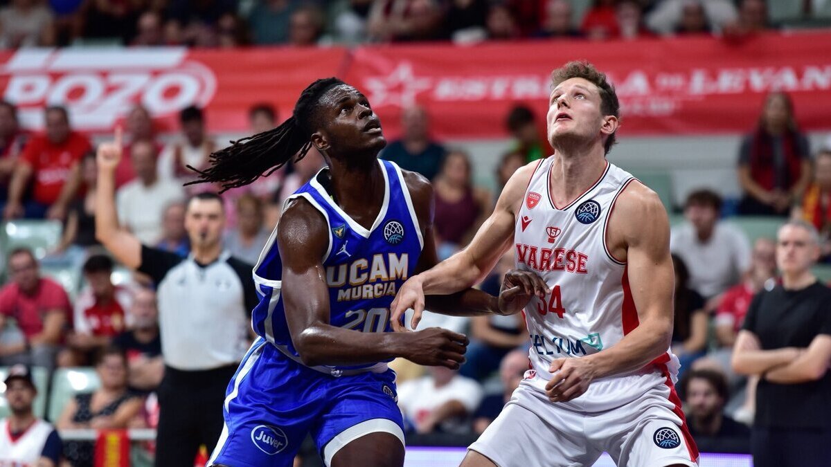 UCAM Murcia domina a Varese en su estreno europeo
